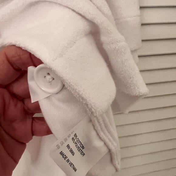 Gianni Bini Top NWT Terry Cloth Top Front Button Short Sleeve Adorable Size M😊 - Picture 6 of 6